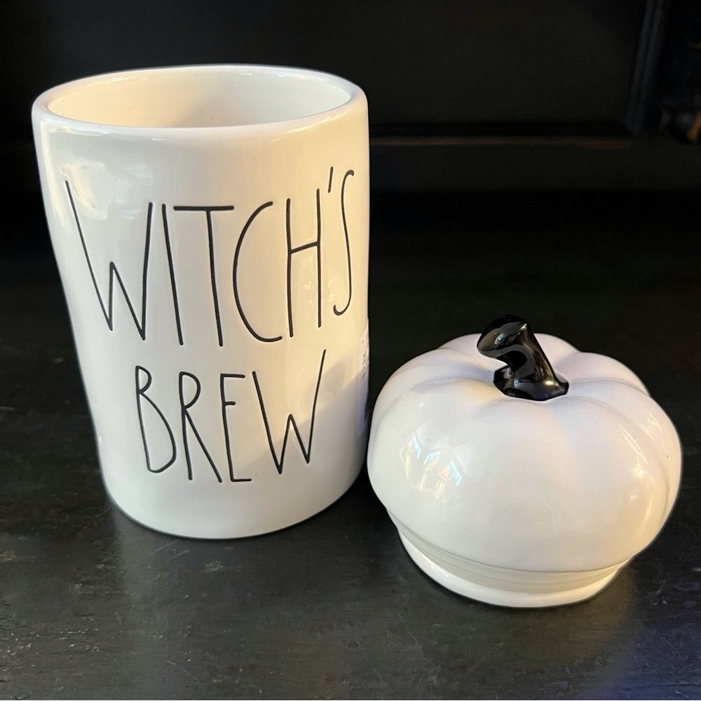 Rae Dunn New WITCH’S BREW Candle Halloween Cauldron Pumpkin Ivory Black LL NWT - Picture 3 of 13